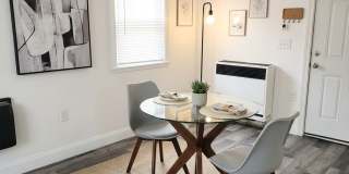 11 Maple Avenue - A Gallery 1