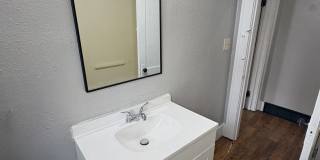 2 Bedroom / 1 Bathroom Home for Rent! Gallery 13