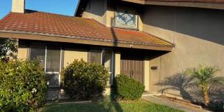 5 Bedroom 3 bathrooms Gallery 1