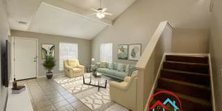 Available Now: 3 bedroom, 2.5 Bath Duplex with Garage and Fenced Yard Gallery 10