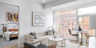 Modern 2BR/2BA with High Ceilings, W&D, Roommate-Friendly Floorplan Gallery 7
