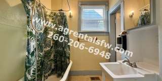 3 Bedroom House Gallery 9