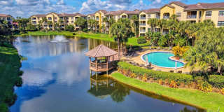 500 Uno Lago Drive Gallery 66