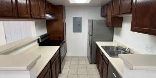 3 Bed 2 Bath Updated Unit in Robinwood Gallery 6