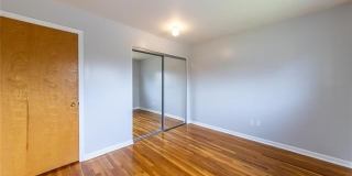 100 W Hickory Grove Road Gallery 10