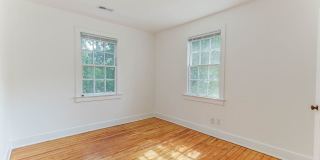 3 Bedroom 1.5 Bath Townhouse in Wagener Terrace - Charleston Peninsula Gallery 22
