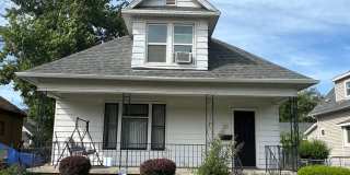 Charming 4 Bed 2 Bath in Gonzaga!! Gallery 1