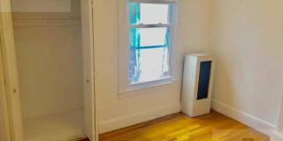38 Newton St. Gallery 5