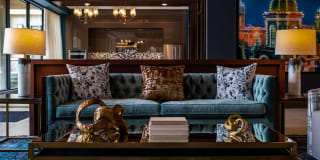 44 Washington Gallery 15