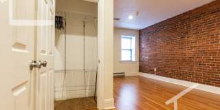 Luxury 4-bed, 2-bath in Brookline; Perfect for BU Students Gallery 12