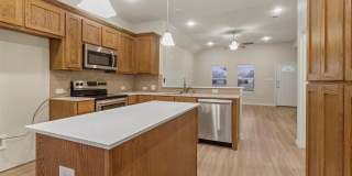 731 W Morton Street Gallery 4