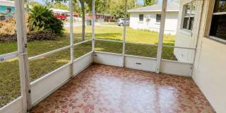 Beautiful 3BR/1BA Lakeland Home with Bonus Room Near Southeastern University! Gallery 5