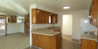 Rent Special: 1/2 Off September's Rent!! 3 Bed Home in South Salem Gallery 1