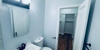 520 Hobart Gallery 37