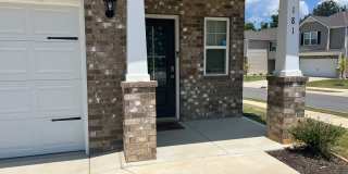 Stunning Home located in central Johnson City! Gallery 4