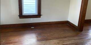 2 bedroom close to Miami Valley Hospital and UD with Detached garage! Gallery 10