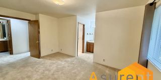 Charming 3-bedroom, 2-bath Ashland Home Gallery 11