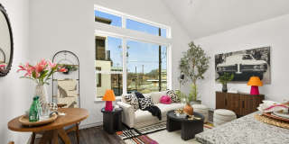 310 W Evergreen St Gallery 1