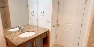 2BR Condo with Private Patio Near Discovery Park – Blue Heron Community Gallery 11