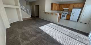 3 Bedroom 2 1/2 Bathroom w/Den & Loft Gallery 23