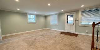 Remodeled beauty in Charolette Park Gallery 23