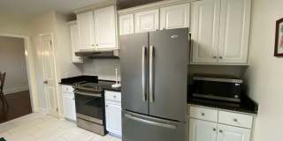 Beautifully Updated and Furnished 3 bedroom, 2 bath brick ranch in Vineland! Gallery 8