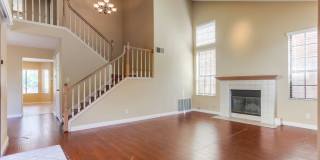 Charming Two Story 3 BR Home Available Mid June! Gallery 7