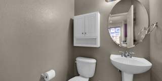 Beautiful 2 bdrm end unit with attach 2 car garage Gallery 12