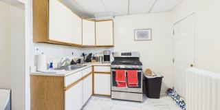 Spacious 2BR/1.5BTH House w/ W/D, Patio JUNE 10 Gallery 7