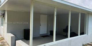 3700 NE 13th Ter Gallery 1