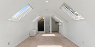 Available NOW! 3 Bedroom 1 Bath Home in Denver! Gallery 23
