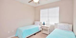 Brand new Construction Coach Home in Paloma Overlooking the Lake! Gallery 3