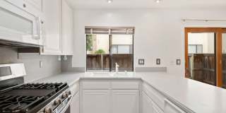 Wonderful uptown condo for rent... Santa Barbara! Gallery 8