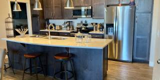 Spacious 3-Bed, 2-Bath Condo in the Desirable Rigden Farm Area Gallery 6