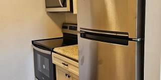 1112 West Main Street Gallery 1