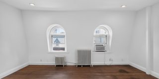 2124 SPRUCE Street Gallery 6
