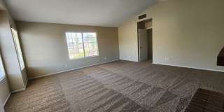 Gorgeous 4 Bedroom corner lot home Gallery 44