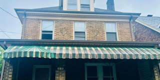 Available Now! Spacious 4 Bedroom Home in Marshall Shadeland | Pet Friendly Gallery 1