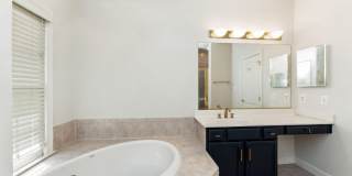 7489 CARRIAGE HILLS Drive Gallery 28