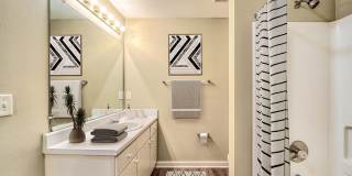 Landing at Houston Levee Gallery 10