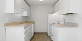 Greenwood Village Apartments Gallery 9