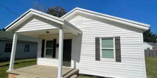 Three bedroom, Two Bath ,Near UL , with Lawncare Gallery 1