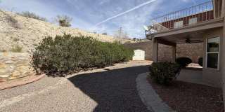 1013 VIA DE LA PAZ Drive Gallery 30