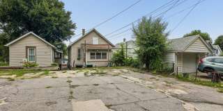 Large Single Family House Gallery 21