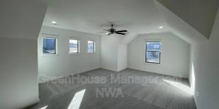 1574 N Pershing St Gallery 21