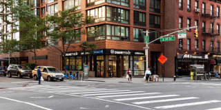 300 East 39th Gallery 2