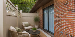 Cottage Court Gallery 28