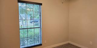 Lovely 3/2 in a great location! Gallery 25