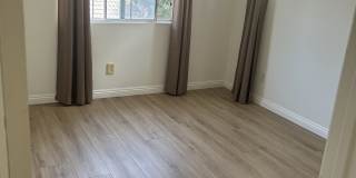 319 West Shoshone Street Gallery 17