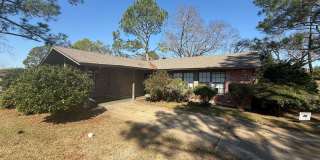 ** 3 Bed 2 Bath Located in Virginia Estates ** Call 334-366-9198 to schedule a self tour Gallery 1